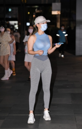 健身美女