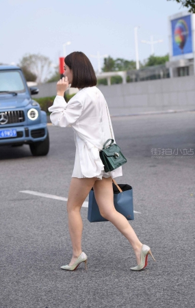 时尚高跟美女~