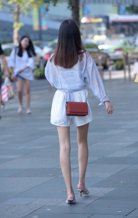 1503-1少妇-12P