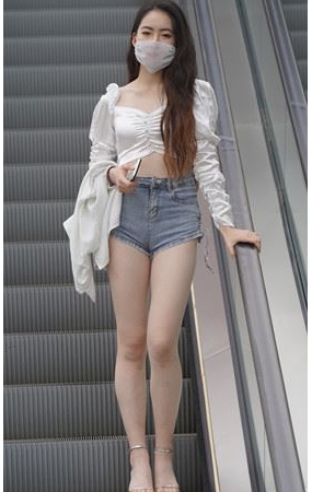 （视频）大长腿美女