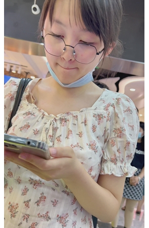 花裙MM
