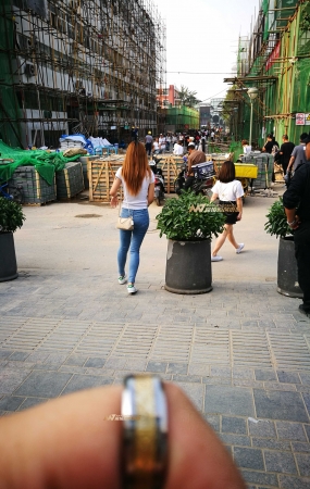 肥臀仔裤妹纸