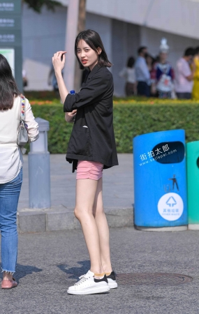 粉色包臀裙大长腿 21-04-13-78P