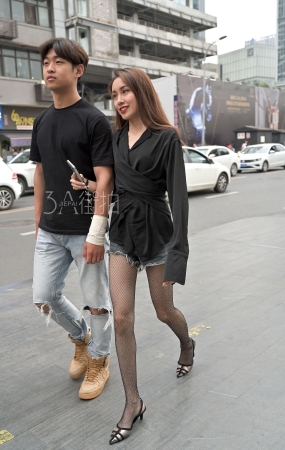 【摄霸】镶钻黑色网袜-13P