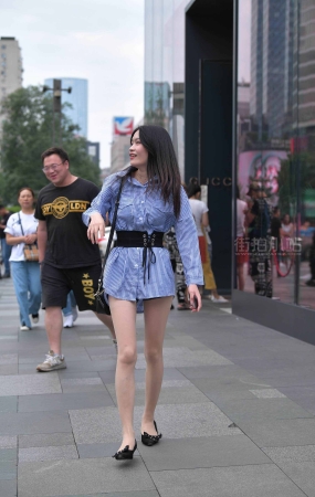 玉腿丝袜美眉