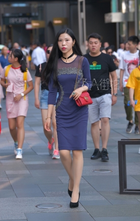 冷漠de肉丝高跟少妇-11P