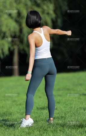 美女身材真棒