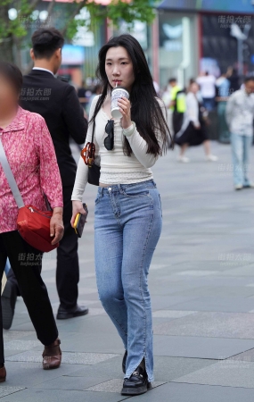 240425-5 30p