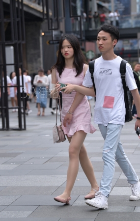 青春肉丝女友-14P