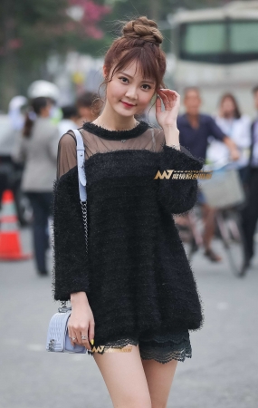小清新气质妹纸,甜甜的感觉,想咬一口吗