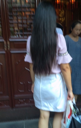 白裙青春小妹