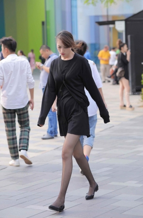 8911-6+24-长腿黑 丝女店员