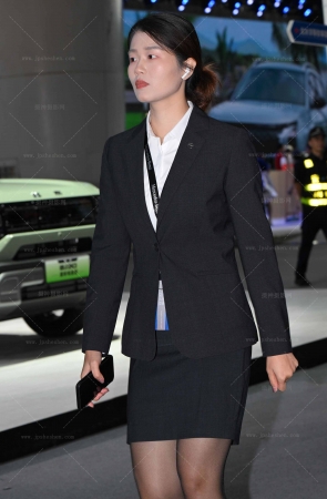 241117-16=55√职工装黑丝 12P