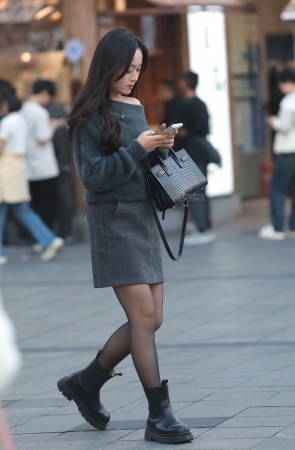 黑丝街拍少妇-13P