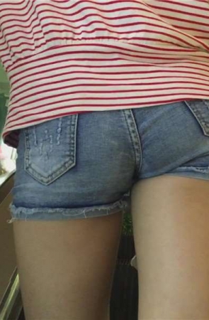 街拍清纯热裤小清新美女逛街 [3.70 GB]