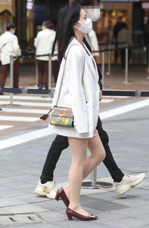 诱惑街拍肉丝shaofu