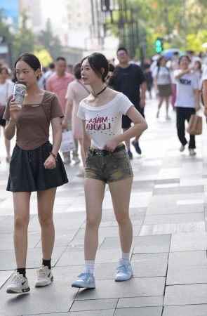 妹妹很清纯可人/231028-6-71