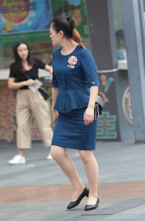 肉丝高跟街拍OL