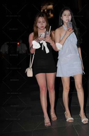 圆溜溜的大大的240209-1-82 15P