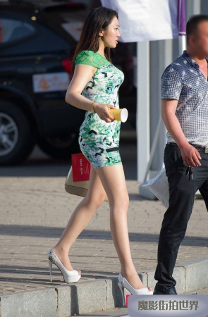 恨天高肉丝美女3A1534[350M]