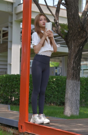 一始街拍作品 匆匆