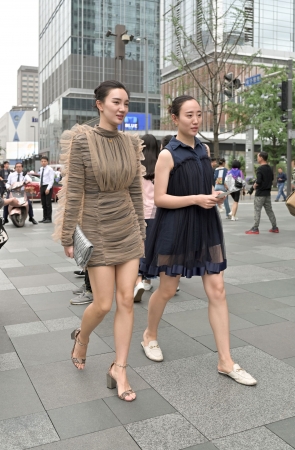 性感凉高跟美女