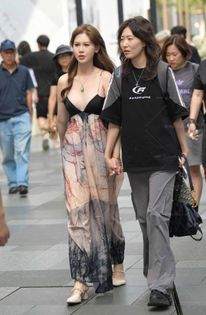 24526-6=63√夏日的一道风景～ 10P