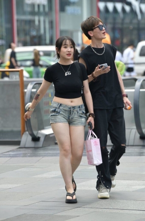 青春甜美牛仔短裤 [61P-1.35GB]