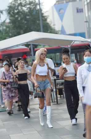 欧美风长腿热裤辣妹 带感