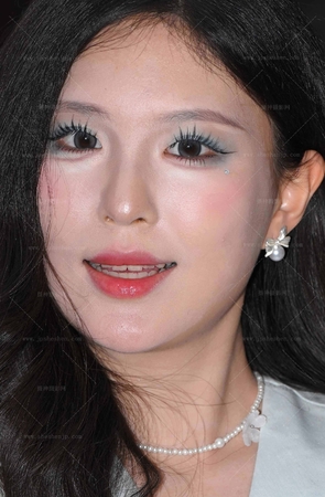 251123-16-115√网红-彤彤-美足