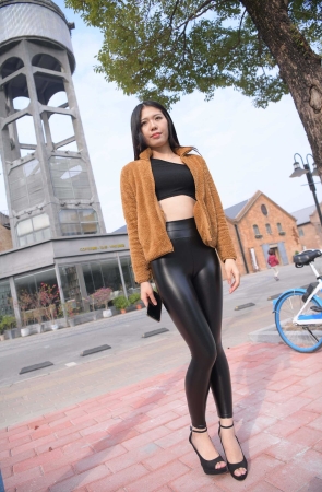 魂魂街拍作品&皮裤-在太古仓的第三日 【套图+视频】