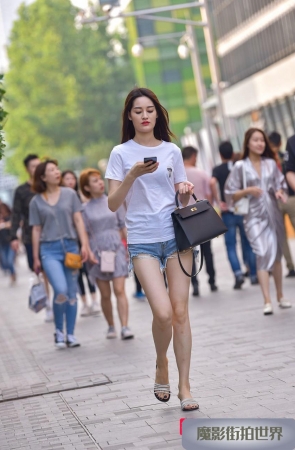 长腿热裤美女3A1805[173M]