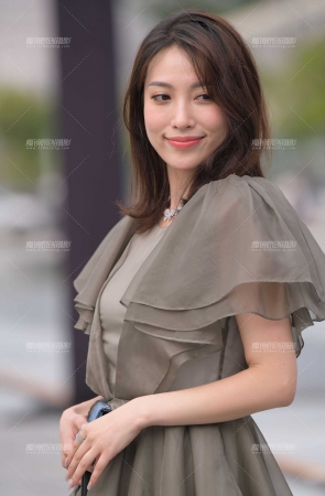 美腿美足的高层女主管