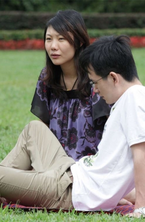 No346 风吹秀发眼迷离，就容易给人风情万种的感觉