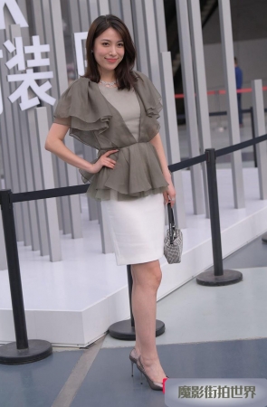 美腿美足的高层女主管MJ1999[1.75G]