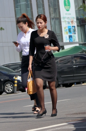 车展之气质型美女销售顾问