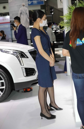 【街拍心灵】凯迪拉克礼仪黑 丝街拍高跟蓝色工装