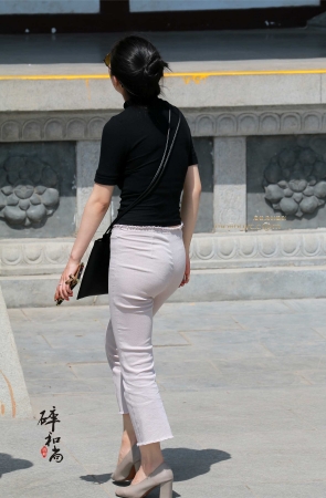 浅色薄裤前凸后翘（20P）