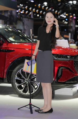 车展篇-苗条的肉丝主播120P相机4K视2min 14P