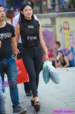 李欢原创——–长裤，超丰腴（12P）