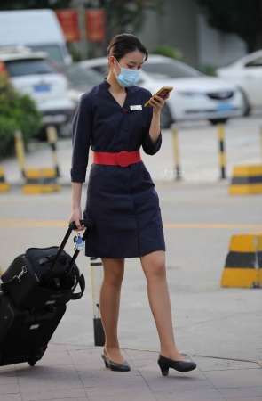 D航肉 丝空姐去上班了