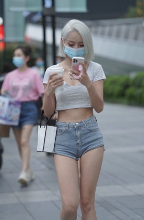 简单活力短裤 [75P-813MB]