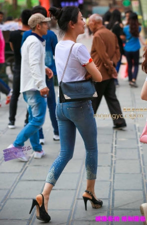 李欢原创——–牛仔，少妇