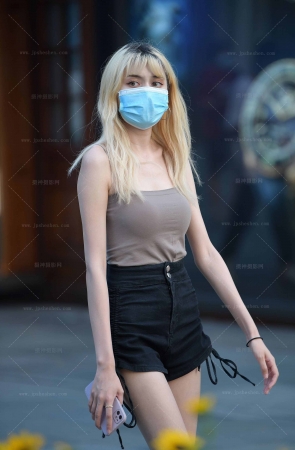 白白净净的女人好香240302-8-63 15P