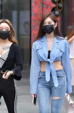 性感小蛮腰闺蜜