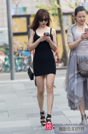 包屯裙美女3A2780[713M]