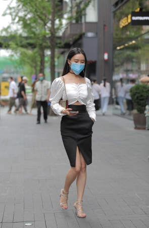 气质绝佳的小姐姐