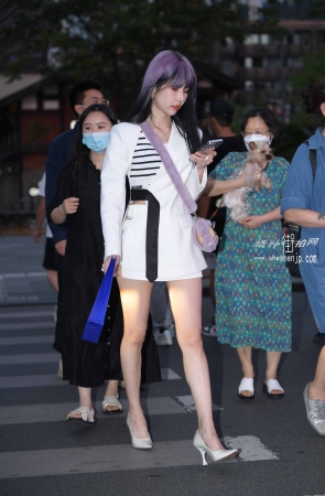 22531-9+129【套图➕视频】 14P