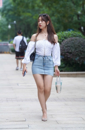 一筒街拍&一个人的七夕 【套图+视频】