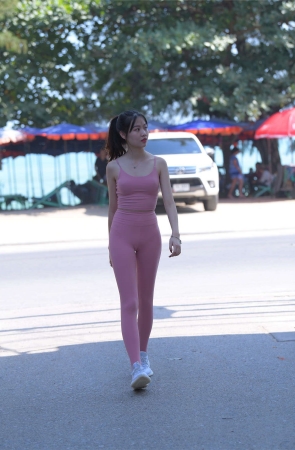 红石摄影作品 粉色瑜伽裤美眉